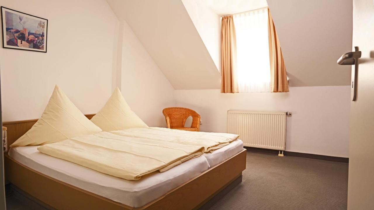 Hotel Zum Alten Wirt Langenbach  Bagian luar foto