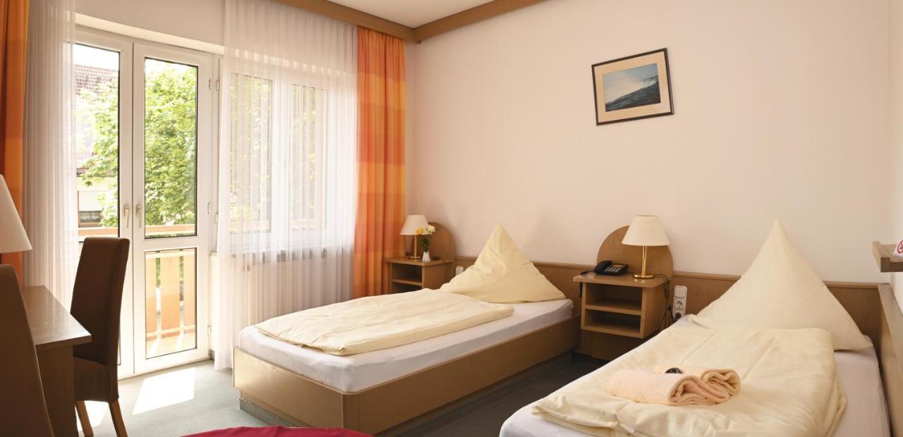Hotel Zum Alten Wirt Langenbach  Bagian luar foto